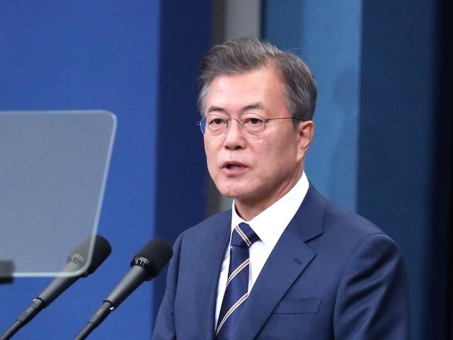 韩国总统文在寅全面简介，韩国总统文在寅的生平概览