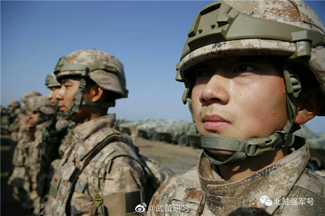星空迷彩几个版本解析，历史、特点与演变，星空迷彩的演变历程，版本解析、历史与特点