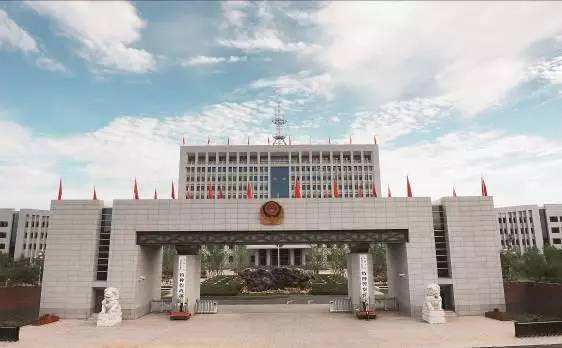 中国人民武装警察部队特种警察学院毕业后的职业归属——公务人员吗？，中国人民武装警察部队特种警察学院毕业后职业归属解析，是否为公务人员？