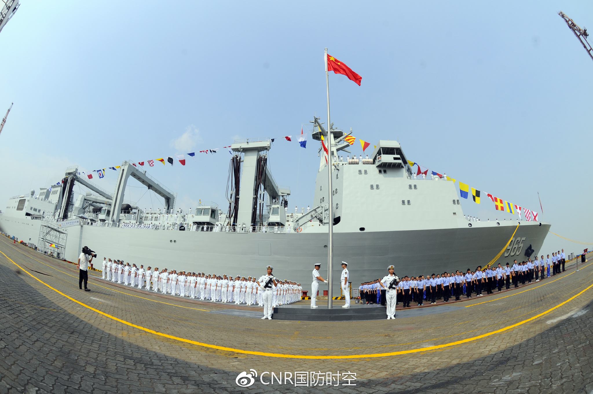 中国海军新里程碑，131舰隆重入列仪式，中国海军新里程碑，131舰隆重入列仪式庆祝启航
