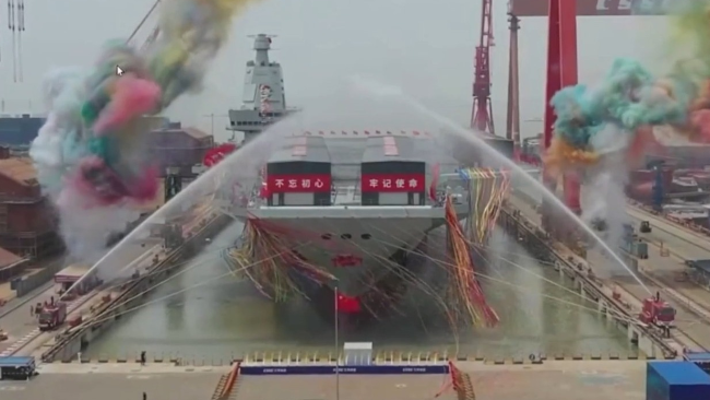 福建航母下水仪式，彰显国家实力，开启新时代航程，福建航母下水仪式揭幕，彰显国家实力，扬帆启航新时代