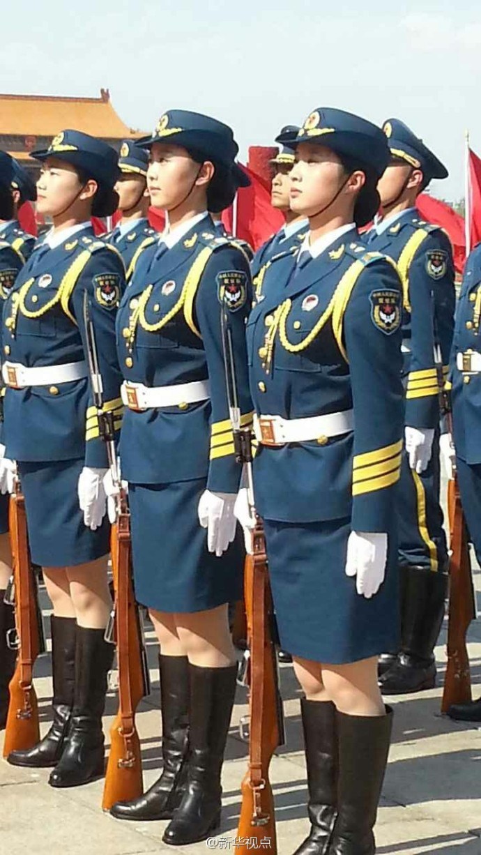 香港女三军仪仗队训练视频，展现飒爽英姿的巾帼力量，香港女三军仪仗队训练视频，巾帼英姿的力量展示