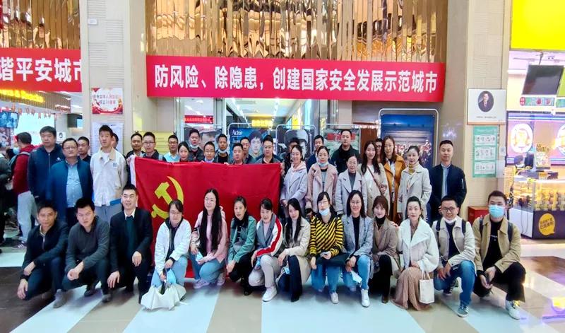长津湖电影免费观看，历史与战争的震撼重现，长津湖电影免费在线观看，历史与战争的震撼重现之夜