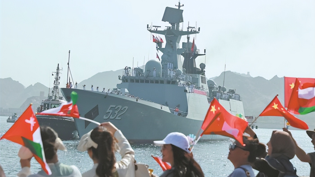 中国六艘军舰抵达中东，展现大国实力与和平外交，中国六舰赴中东展示大国实力与和平外交理念
