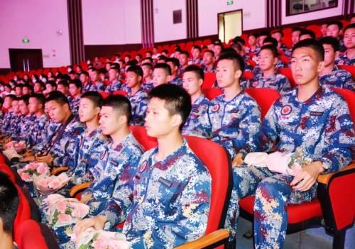 青航校是什么学校，深度解析，青航校深度解析，揭秘这所学校的真实面貌