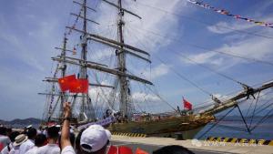 中国海军破浪舰抵达越南访问，深化友谊与合作的新篇章，中国海军破浪舰访问越南，深化友谊与合作开启新篇章