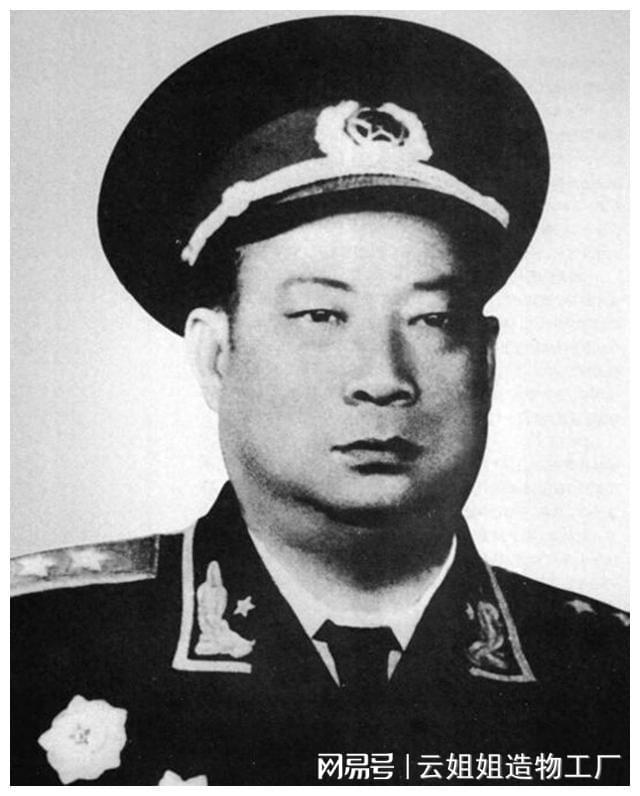 五五年授衔的上将名单及其卓越贡献，五五年授衔的上将名单与他们的卓越贡献概述