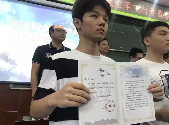 空军指学院历任院长及其贡献，空军学院历任院长及其贡献概览
