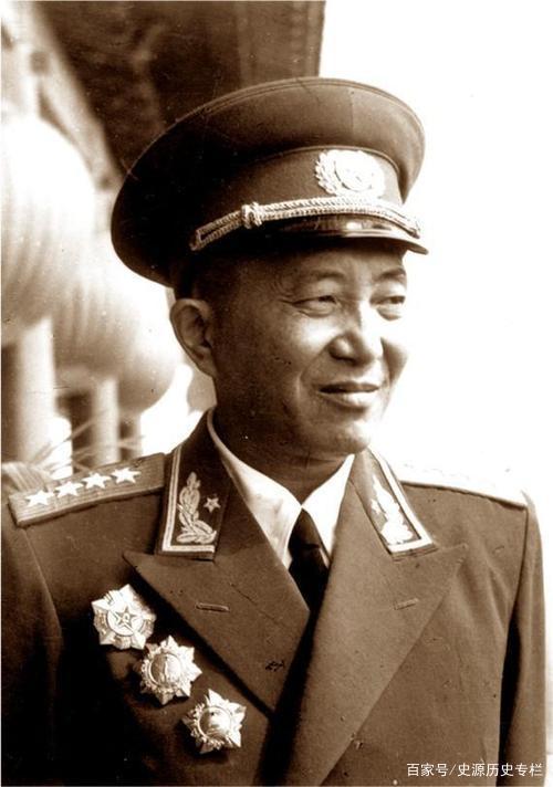 总参谋长和参谋总长，职责与角色的差异解析，总参谋长与参谋总长，职责与角色差异深度解析
