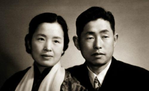 关于中国人民志愿军军歌指挥的探讨，中国人民志愿军军歌指挥深度探讨