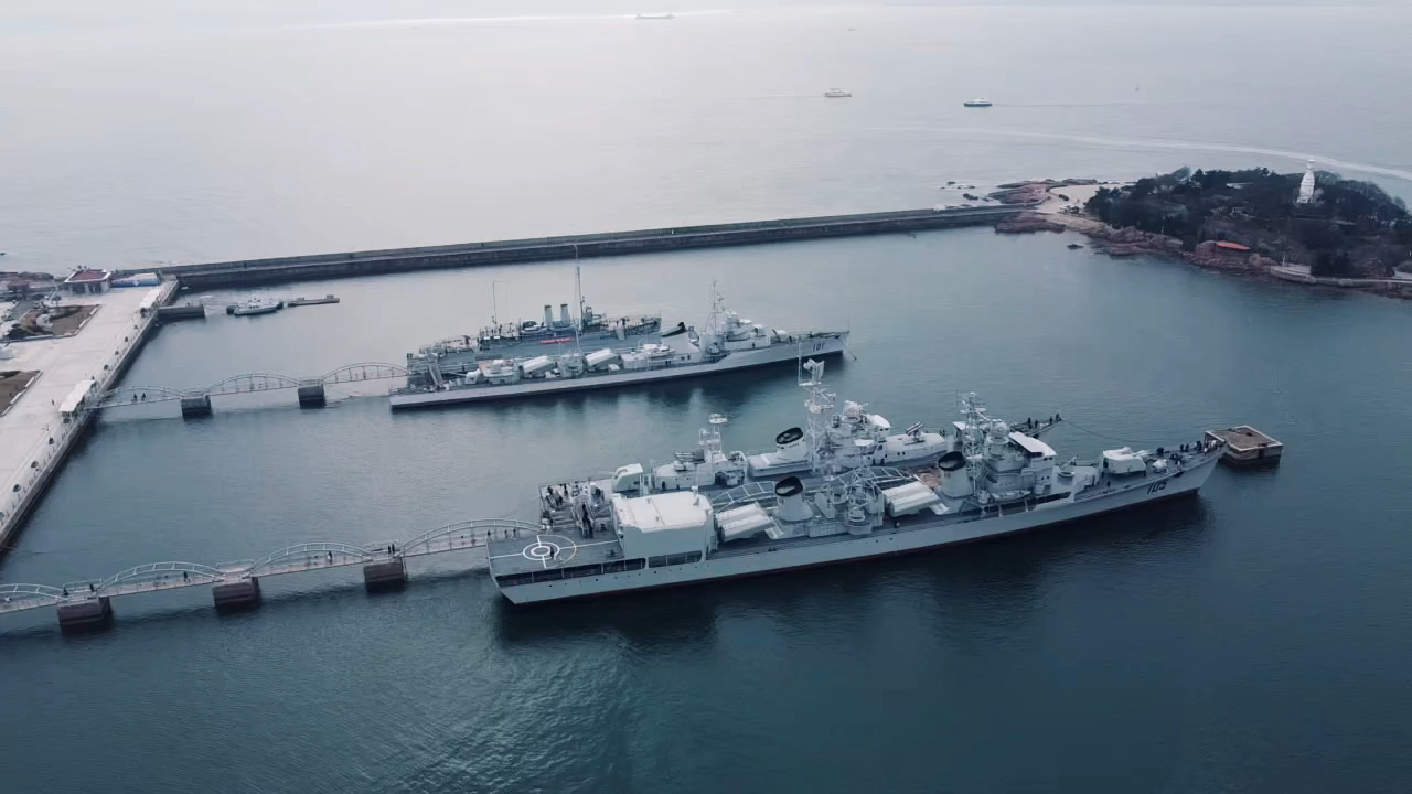 新济南舰，中国海军的新锐力量，中国海军新锐力量，新济南舰亮相亮相