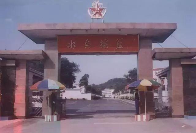 青岛海军，实力与荣耀的展现，青岛海军，实力与荣耀的彰显