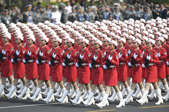 阅兵式服装的样式与特点深度解析，深度解析阅兵式服装的样式与特点