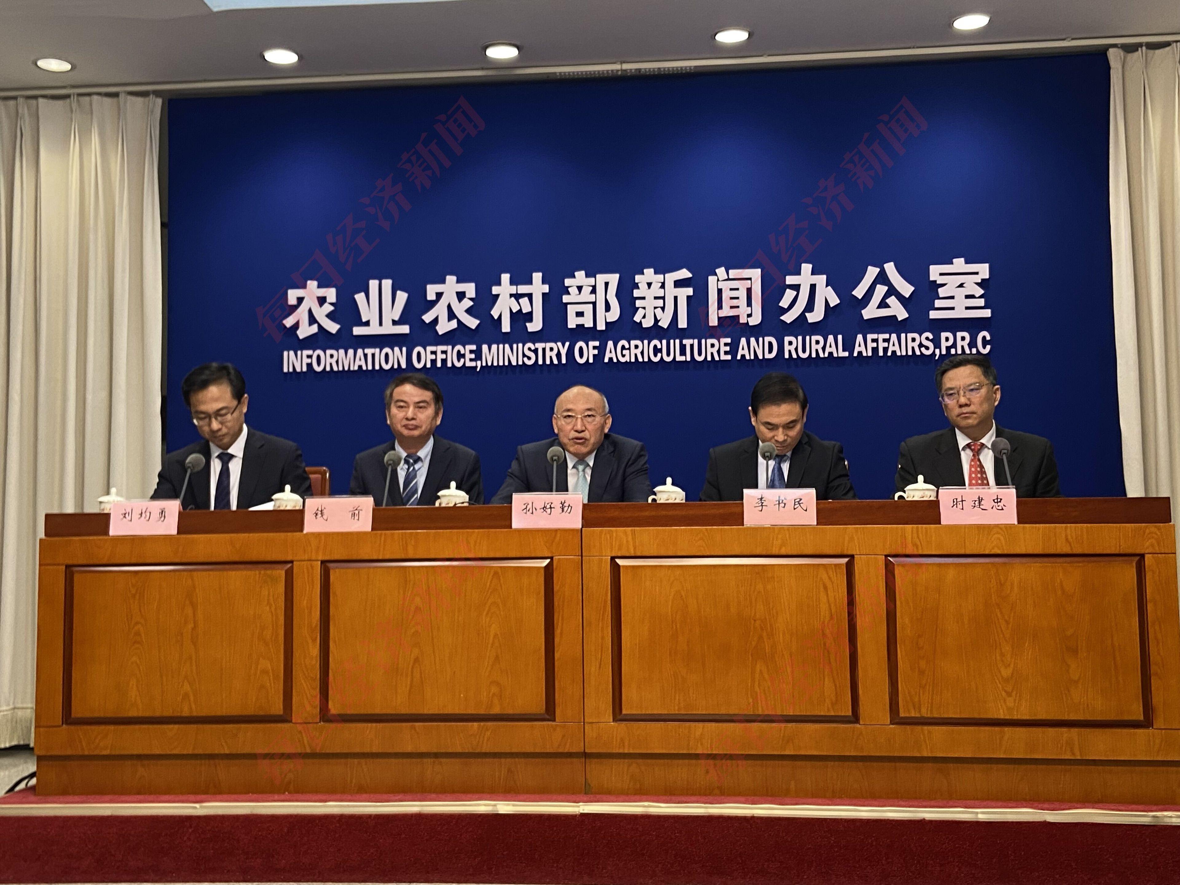 揭秘全球最新动态，2323年今日刚刚发生的重大新闻，全球最新动态揭秘，今日刚刚发生的重大新闻速递
