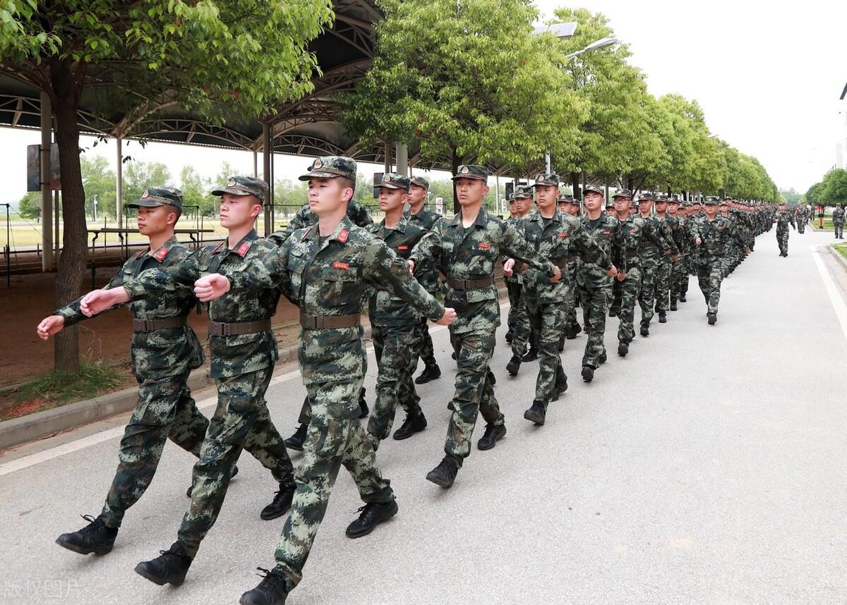 丁晓兵广西武警总队司令，领导力与军事才能的杰出代表，丁晓兵，广西武警总队司令，领导力与军事才能的杰出典范