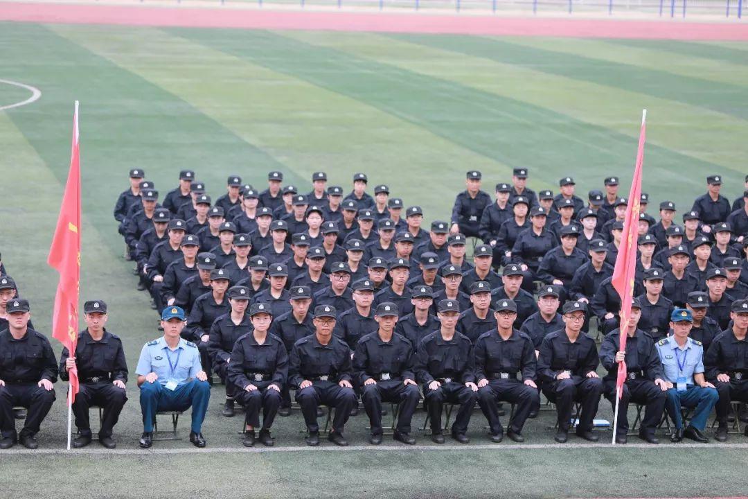 中国空军航空大学开学典礼，新篇章的启航，中国空军航空大学开学典礼，新篇章启航，翱翔蓝天之旅开始
