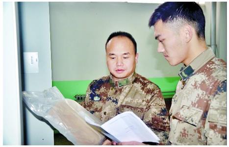 回顾历史，铭记胜利——纪念反法西斯胜利阅兵式在2015年的壮丽举行，纪念反法西斯胜利阅兵式，铭记历史，庆祝胜利的光辉时刻