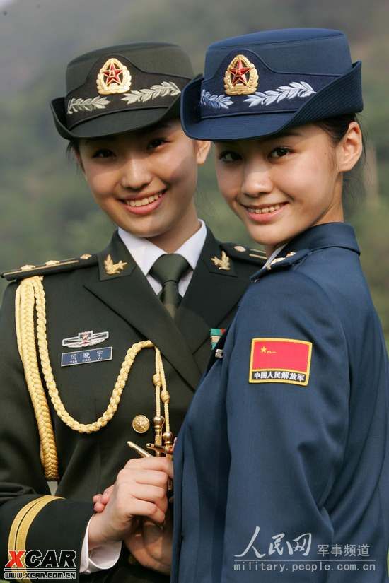 中国女兵图片与服装，展现力量与美丽的完美结合，中国女兵，力量与美丽的完美融合——图片与服装展示