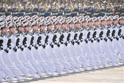 中国海军70周年庆典的重播，辉煌历程与未来展望，中国海军辉煌历程，70周年庆典回顾与未来展望的重播