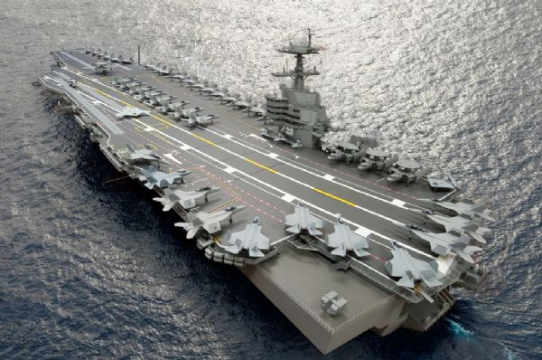 福特号航空母舰正式服役，全球海军力量新里程碑，福特号航空母舰正式服役，全球海军力量的新里程碑