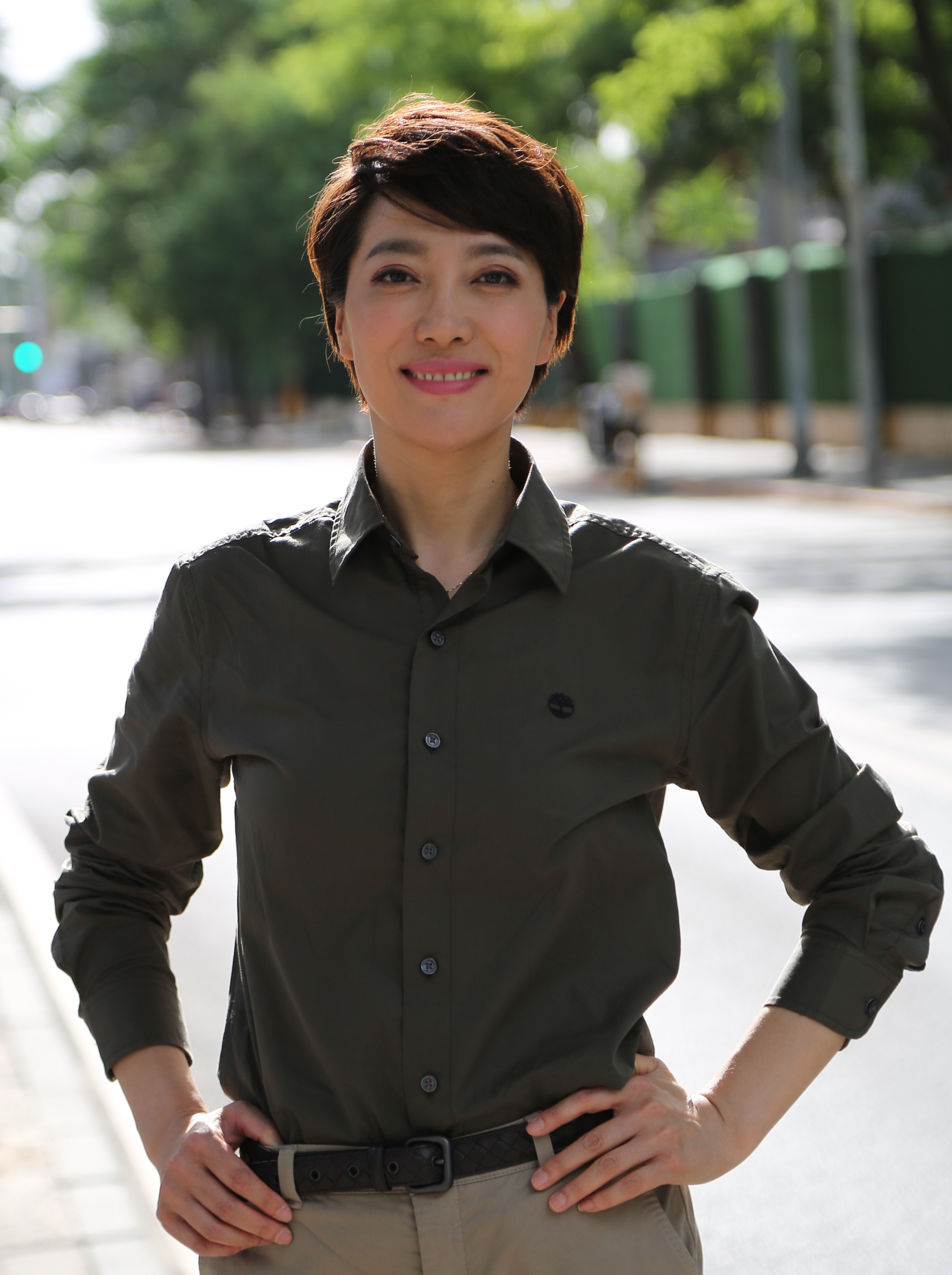 军事频道俞洁老公，揭秘背后的故事，揭秘军事频道主持人俞洁背后的老公故事