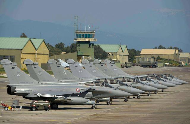 中国空军基地数量揭秘，究竟有多少个空军基地？，中国空军基地数量揭秘，究竟有多少空军基地？