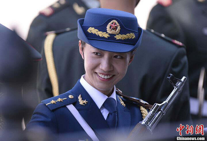 女兵仪仗队颜值要求，深度解析选拔标准与重要性，女兵仪仗队颜值要求，选拔标准与重要性的深度探讨