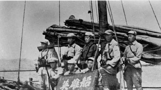 海南岛战役军人，英勇无畏，铸就辉煌历史，海南岛战役军人的英勇无畏，铸就辉煌历史传奇
