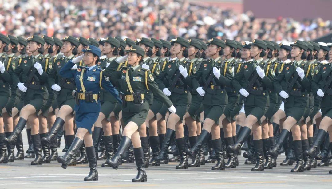 武警部队有飞行员吗，解析与探讨，武警部队的飞行员解析与探讨