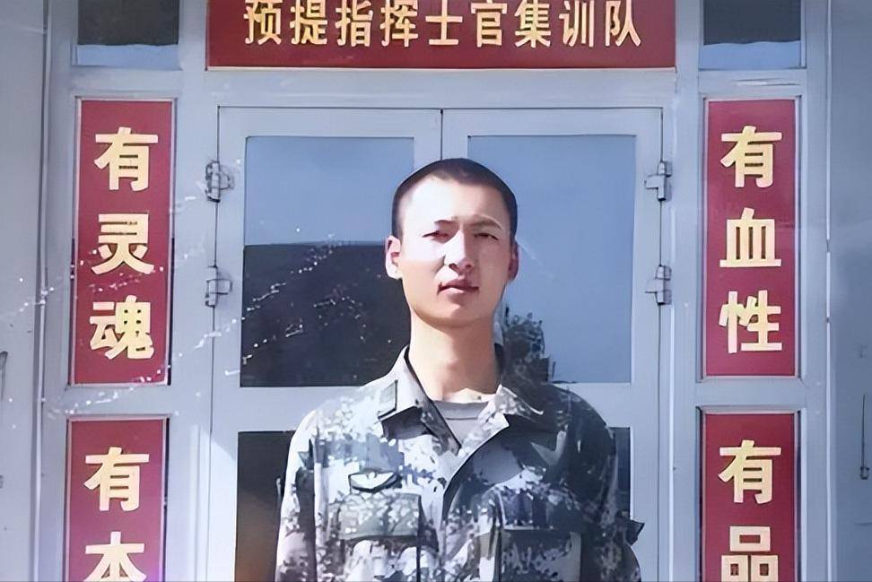 烈士肖思远是谁——一位英勇无畏的烈士的传奇人生，烈士肖思远的传奇人生，英勇无畏的烈士肖像
