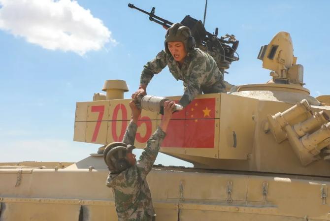 深入了解中国制造的杰出代表，96式主战坦克性能解析，中国制造的杰出代表，96式主战坦克性能深度解析