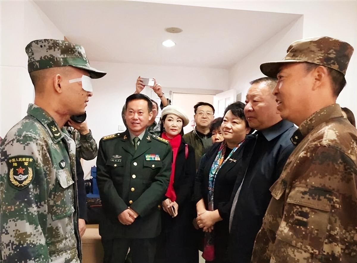 八一勋章的奖励及待遇详解，八一勋章的奖励及待遇详解，荣誉与待遇并重