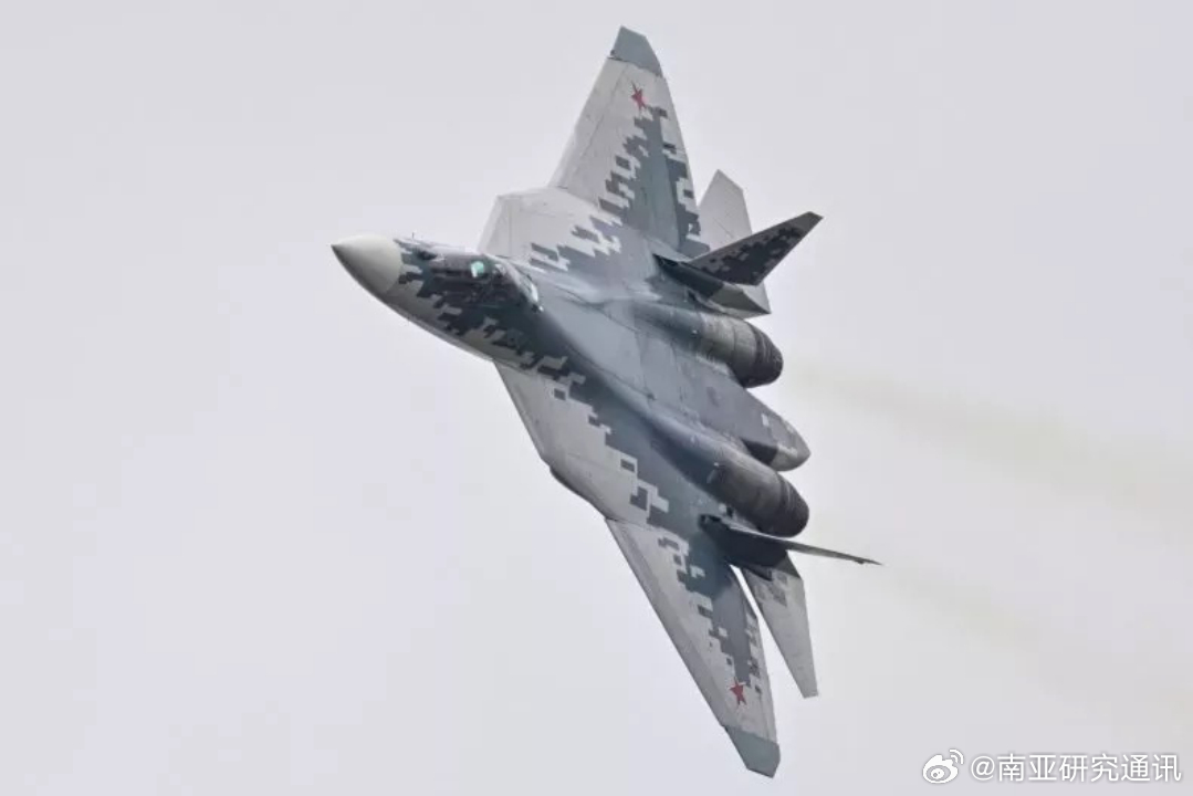 苏57E与苏57，两款车型的区别解析，苏57E与苏57，两款车型的区别详解