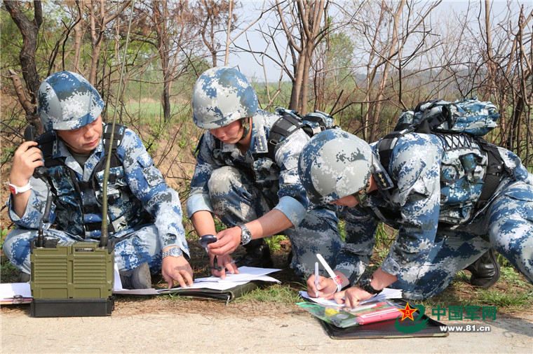 揭秘空降兵第15军军长，领导力与荣耀的典范，揭秘空降兵第15军军长，领导力与荣耀的典范人物传记