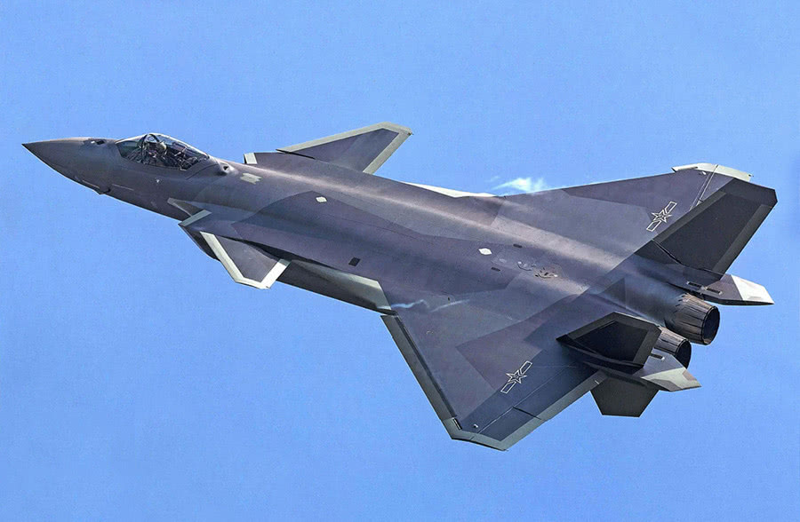 F-22与歼-20，谁更胜一筹？深度解析两款战机的优势与劣势，F-22与歼-20，优势与劣势深度对比，谁更胜一筹？