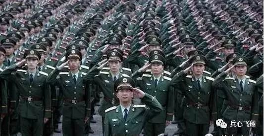 独臂英雄丁晓兵广西总队，不屈的斗志与坚韧的精神，独臂英雄丁晓兵在广西总队展现不屈斗志与坚韧精神
