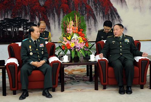 国防大学校长郑和简介，国防大学校长郑和，军事教育领军人物简介