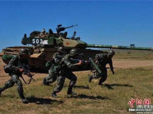 中国朱日和军事基地，揭示其重要性及其军事力量，中国朱日和军事基地，战略核心与力量展示场的重要性与军事力量揭秘