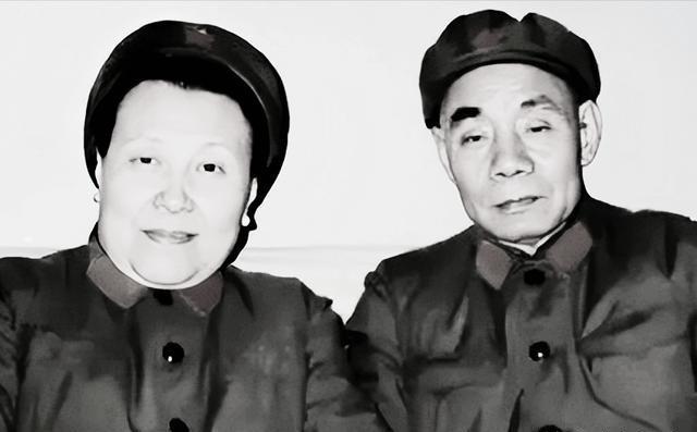中国第八集团军的荣耀与历程，中国第八集团军的辉煌历程与荣耀时刻