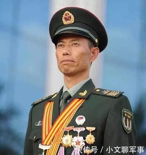 七级士官，荣誉、职责与军事生涯的巅峰，七级士官，荣誉之巅与军事生涯的担当与职责