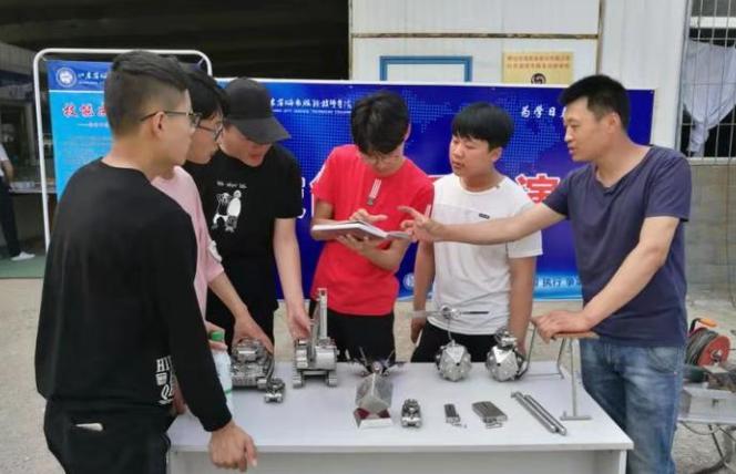 如何制作航空母舰模型，一步步带你走向DIY新境界，DIY航空母舰模型，从设计到完成的详细指南