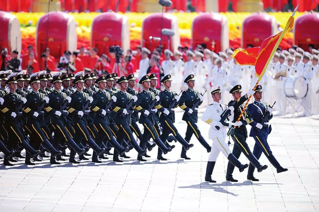 国庆70周年大阅兵开场，壮丽启幕，展现大国风采，国庆70周年大阅兵壮丽启幕，展现大国风采与力量