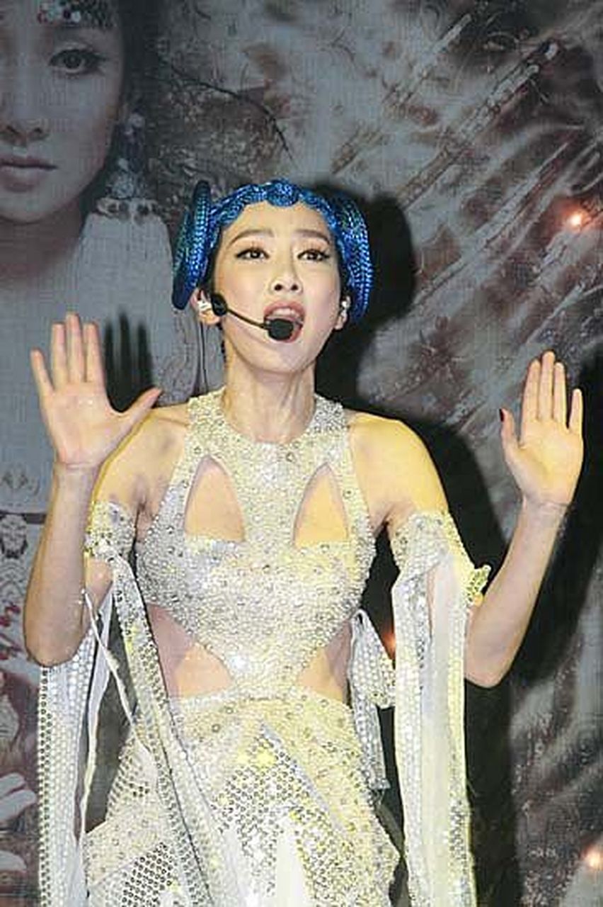 天涯论坛娱乐明星八卦，一网打尽最新动态与热议话题，天涯论坛，娱乐明星八卦最新动态与热议话题汇总