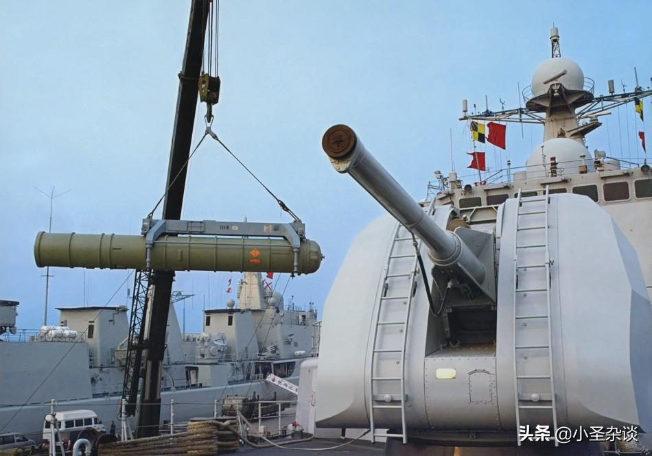 揭秘中国海军的杰出之作，051C型导弹驱逐舰机库，揭秘中国海军的杰出之作，051C型导弹驱逐舰机库全解析