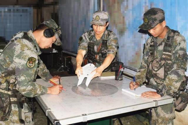情报兵的职业周期与发展路径，一般需要干多久？，情报兵职业周期与发展路径概述，一般需要多久的时间历练？