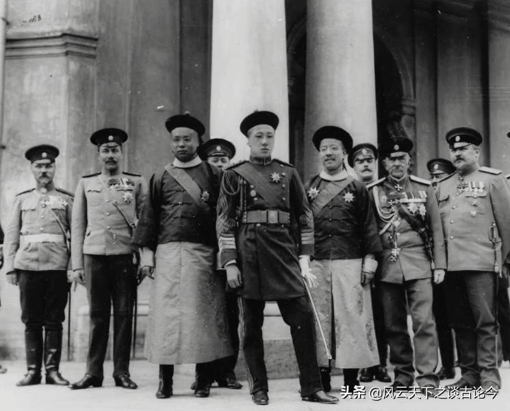 中国陆军赴俄罗斯，深化军事合作，共筑和平基石，中俄深化军事合作，共筑和平基石，中国陆军赴俄罗斯交流学习