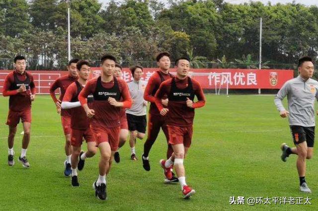 军事评论员眼中的中国国情深度解析，军事评论员深度解析中国国情