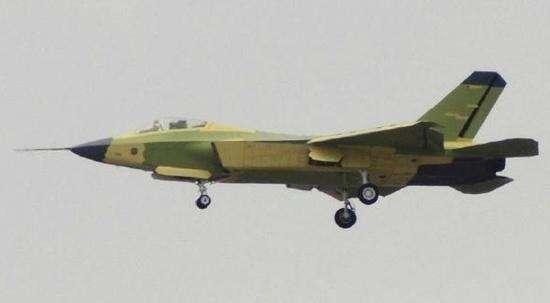 F18PK歼-15舰载机，探索两大顶尖舰载战斗机的优势与特点，F18PK歼-15舰载机，两大顶尖舰载战斗机优势与特点探究