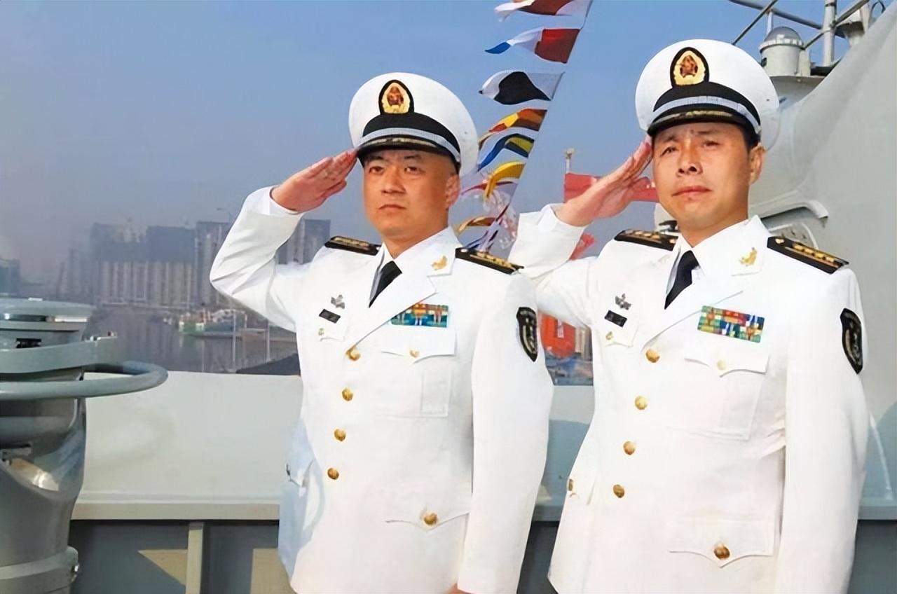 辽宁舰张峥个人资料详探，辽宁舰张峥个人简介与资料详探