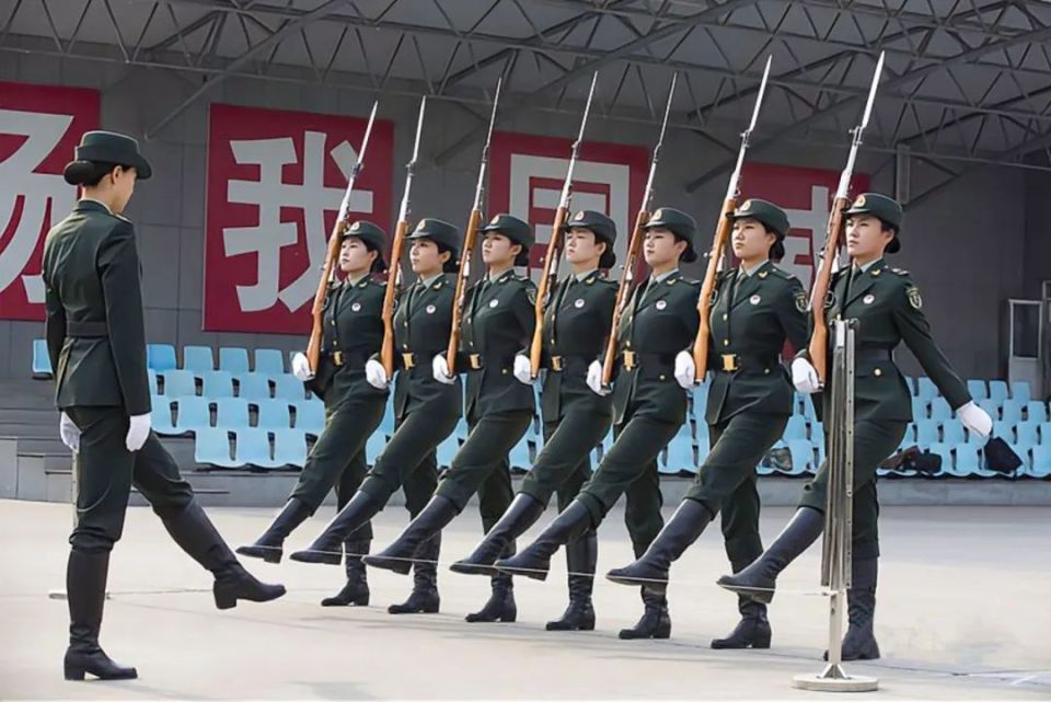 军情解码，揭秘三军仪仗队的荣耀与使命，军情解码，三军仪仗队的荣耀与使命揭秘